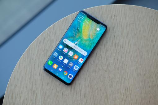 Эксперты выбрали лучший смартфон 2018 года. Какой?
