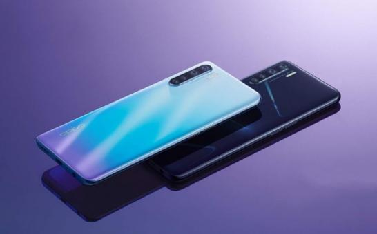 Oppo F15 получил квадрокамеру и экран со сканером отпечатков